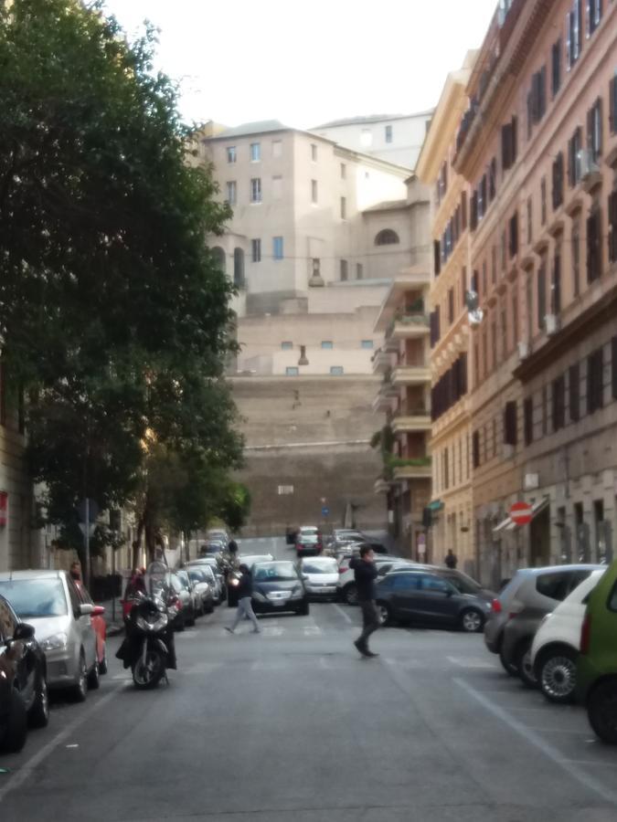 Sylvia Stylish Vatican Apartment Rzym Zewnętrze zdjęcie